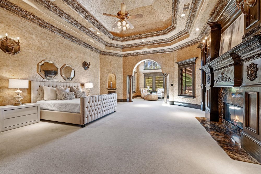Inside Mansions Master Bedrooms Before And After A Modern And Moody